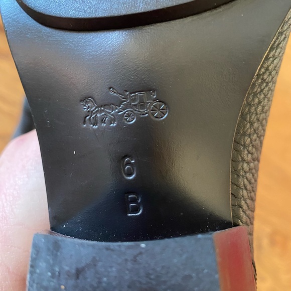 Coach 'bandit' Zip Boot (women) ankle bootie
In Black Leather sz 6B - Picture 16 of 16